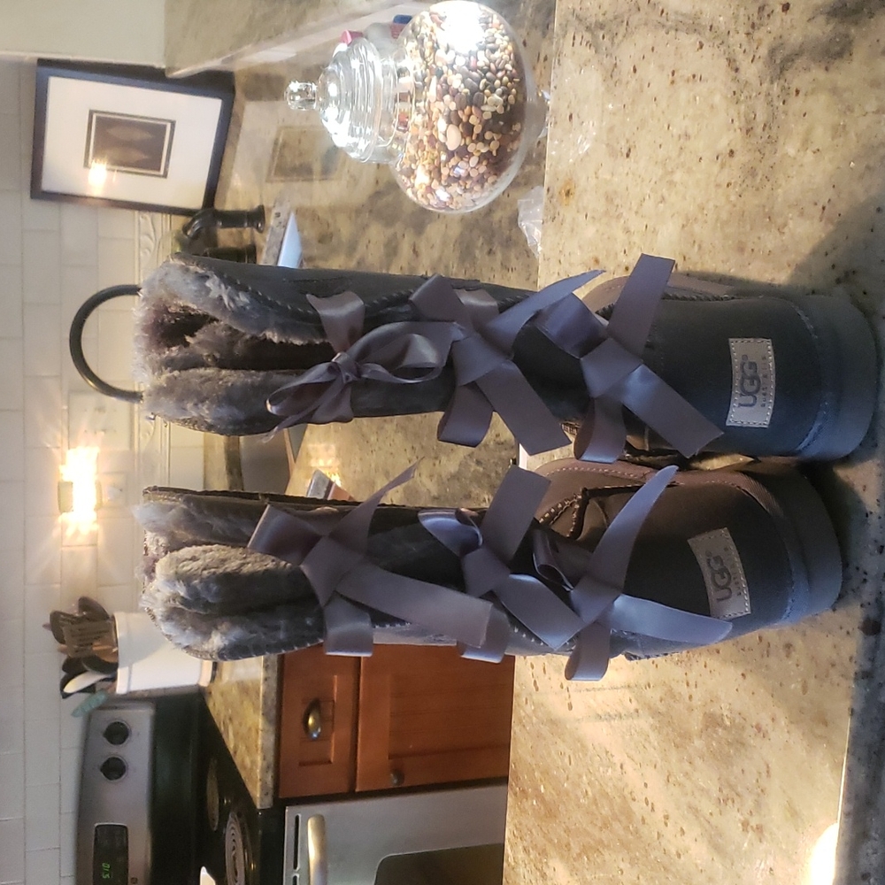 Gray UGG Bailey Bow II